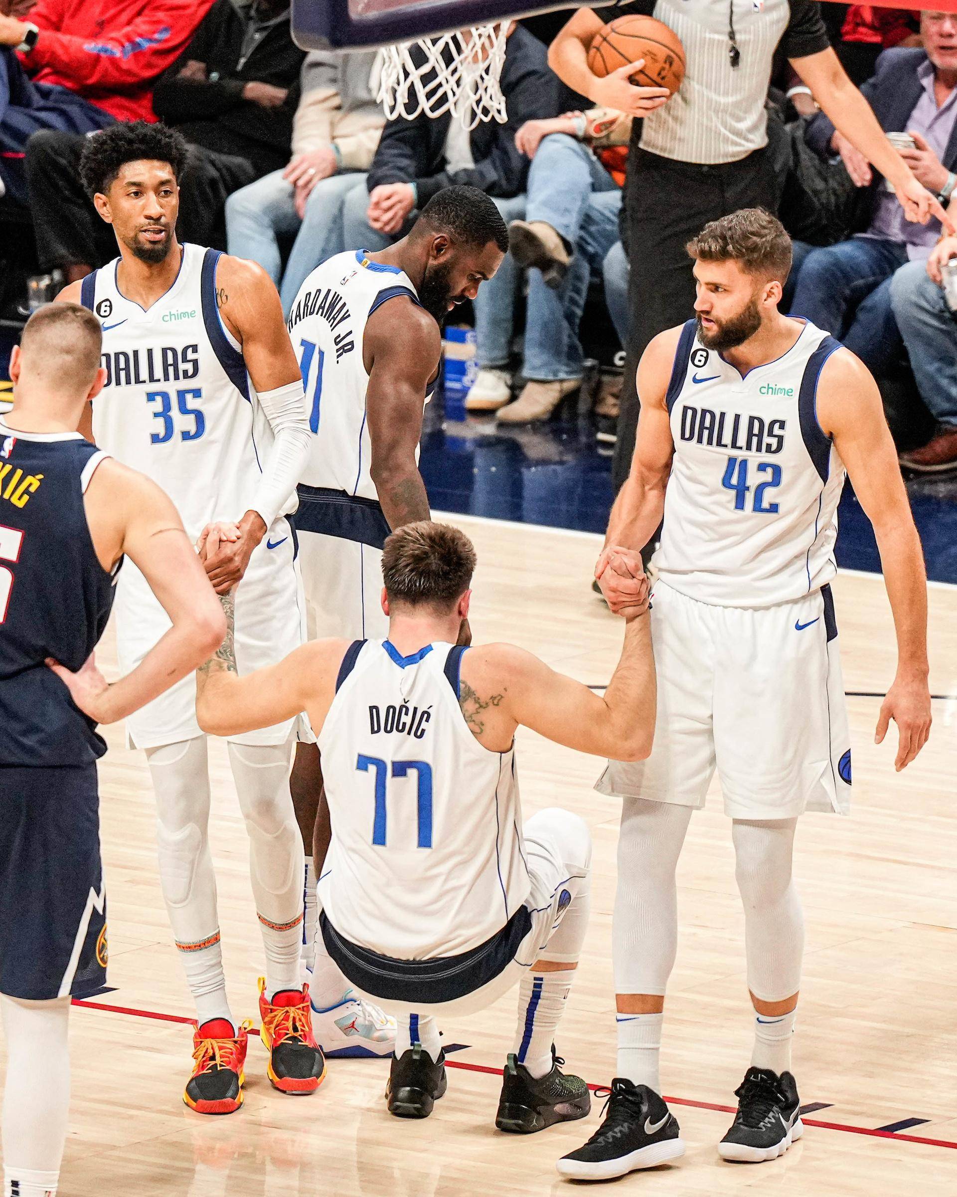 雷竞技官方网站-关于冲刺阶段俄克拉荷马雷霆调整名单以备欧超杯东契奇在篮网比赛中出色防守，这操作让人直呼：瓦伦西亚冲刺阶段外线爆发的信息