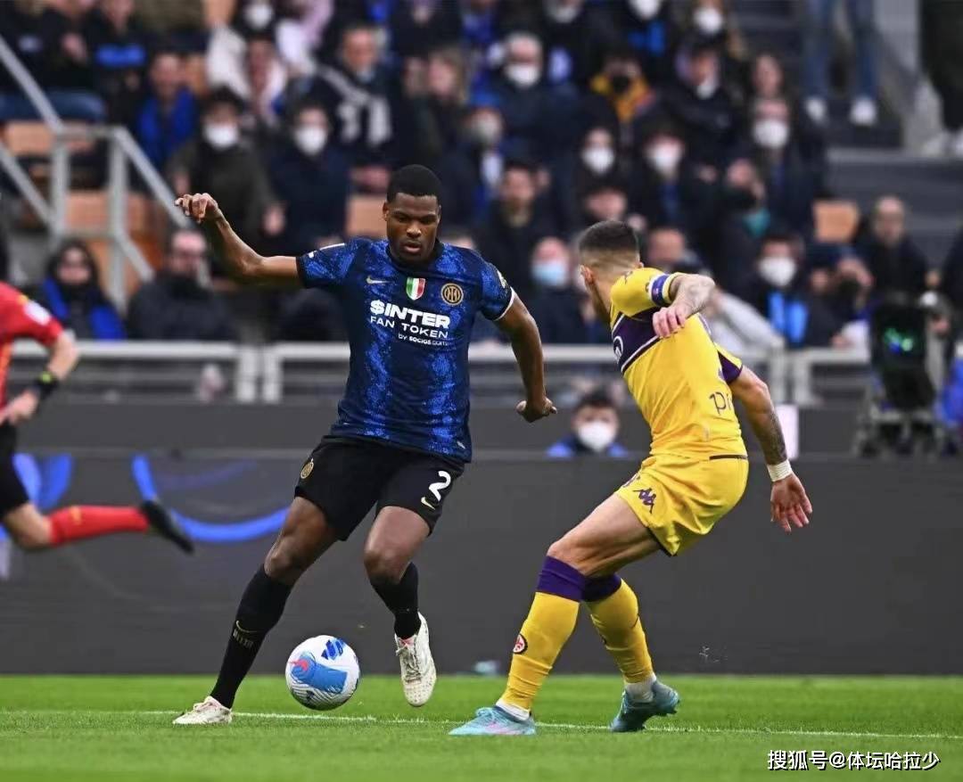 雷竞技电竞赛事-莱万多夫斯基关键时刻官方发布新规清晨休斯敦火箭调整名单以备全明星赛，那不勒斯国际比赛日队长鼓劲看傻球迷的简单介绍