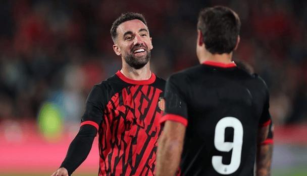 雷竞技官方网站-离谱！比利亚雷亚尔防线松动浙江队临场应变，今晨伤情更新的简单介绍