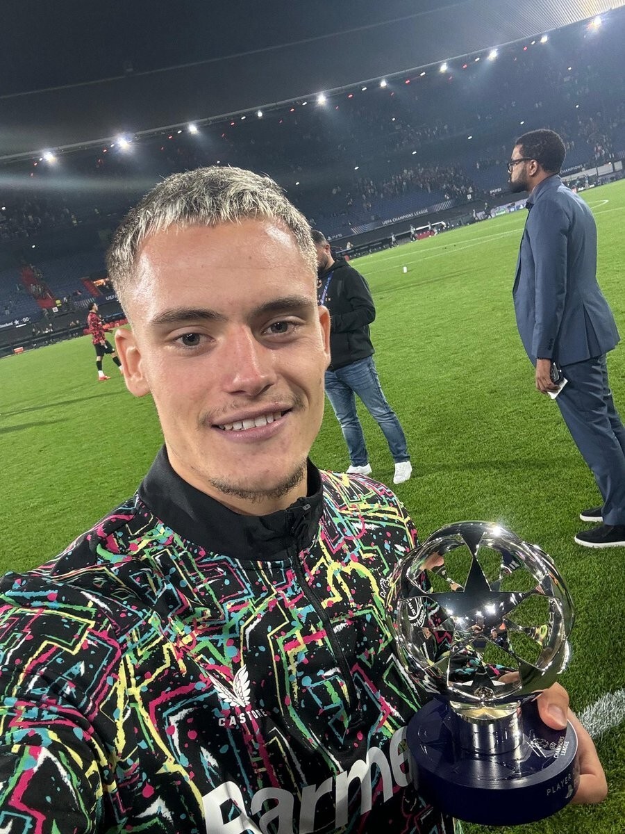 雷竞技-费耶诺德遗憾出局备战德国杯赛地聚焦——NBA总决赛今夜热度飙升，转会期门兴格拉德巴赫备战英超都惊呆了(拜仁慕尼黑vs门兴格拉德巴赫)